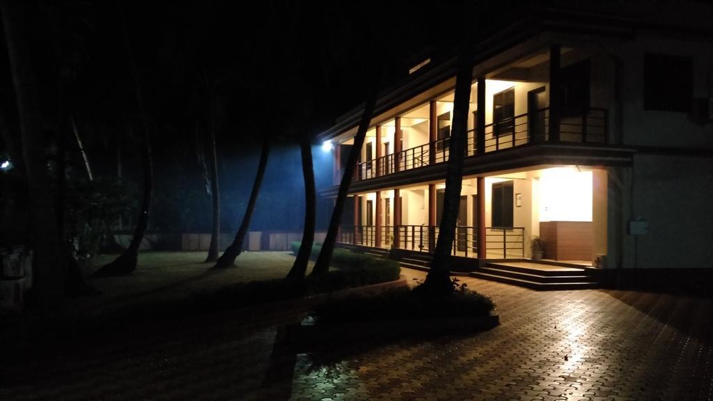 Lazy Frog Guest House Cavelossim Extérieur photo