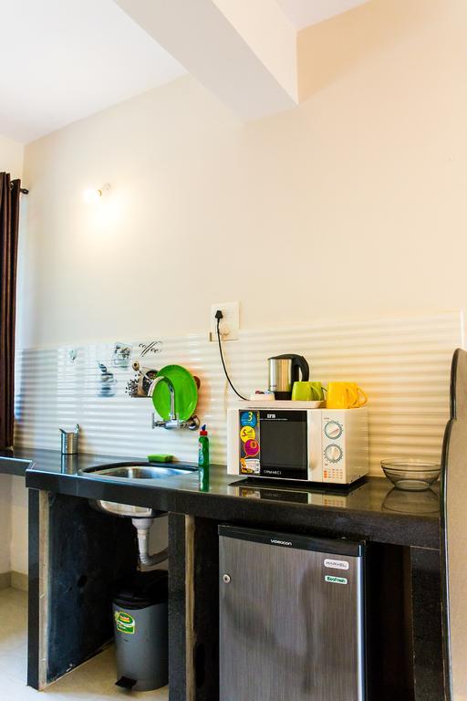 Lazy Frog Guest House Cavelossim Extérieur photo