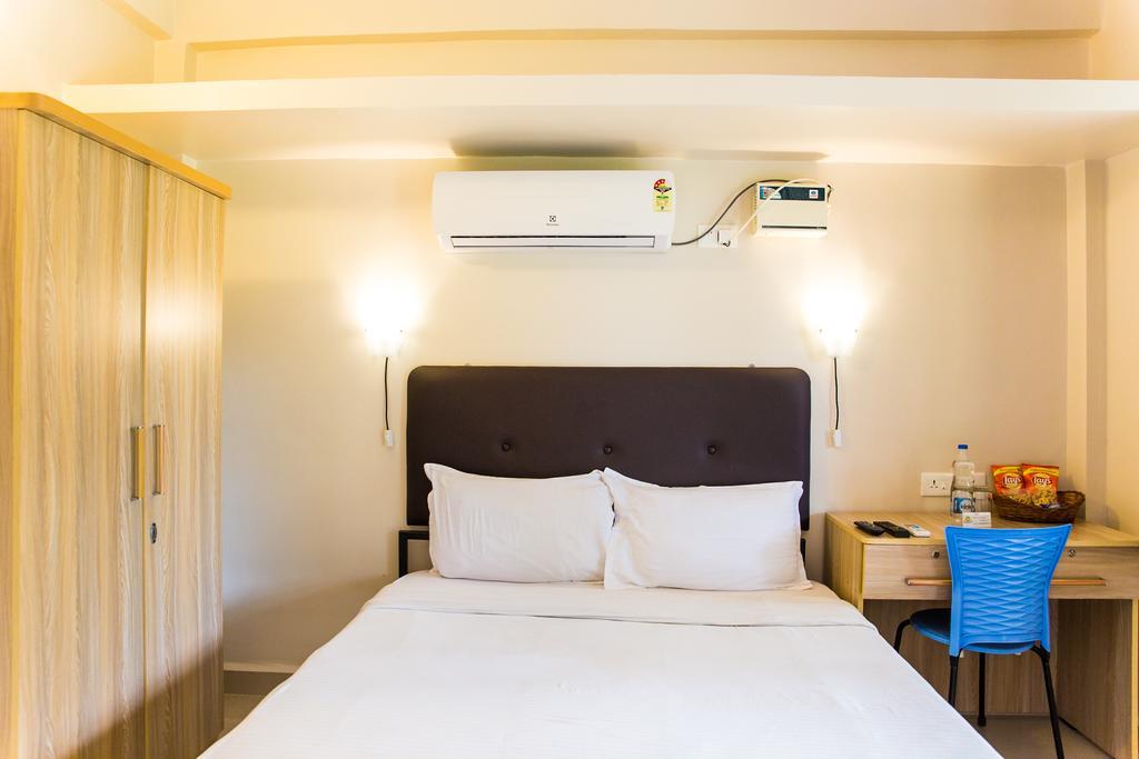 Lazy Frog Guest House Cavelossim Extérieur photo