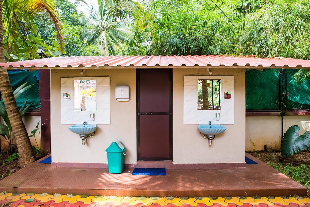 Lazy Frog Guest House Cavelossim Extérieur photo